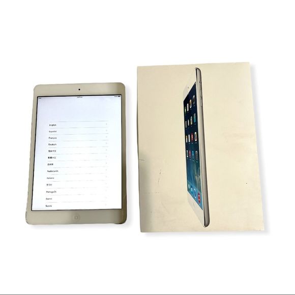 Apple Other - iPad Mini 1st Generation 16GB iOS 9.3.5 Silver